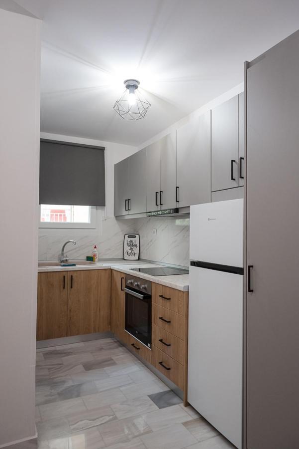 Az Modern Studio Volos Exterior photo